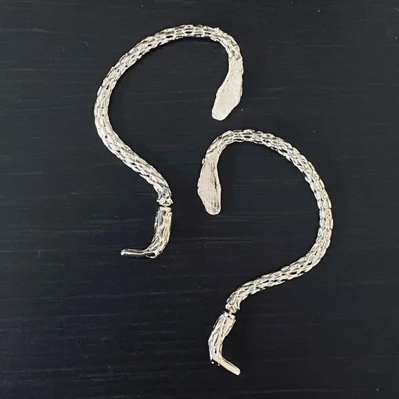 Pair of Silver Tone Snake Ear Cuffs Earrings NWT - Picture 8 of 14
